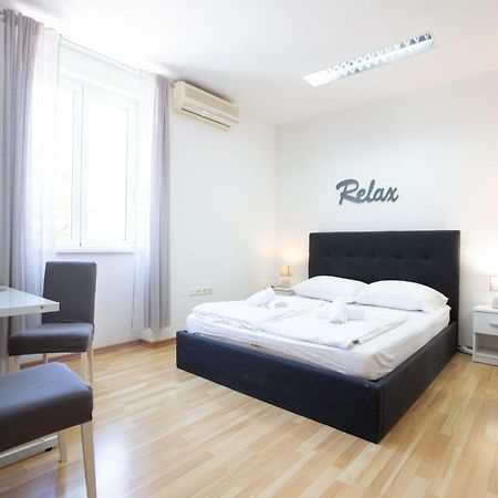 Lilly Studio Apartments Задар Экстерьер фото
